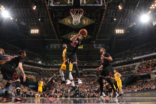 INDIANAPOLIS, IN - MARCH 6:  Nikola Mirotic #44 of the Chicago Bulls grabs the rebound against the Indiana Pacers on March 6, 2015 at Bankers Life Fieldhouse in Indianapolis, Indiana.  NOTE TO USER: User expressly acknowledges and agrees that, by downloading and or using this Photograph, user is consenting to the terms and conditions of the Getty Images License Agreement. Mandatory Copyright Notice: Copyright 2015 NBAE (Photo by Ron Hoskins/NBAE via Getty Images)