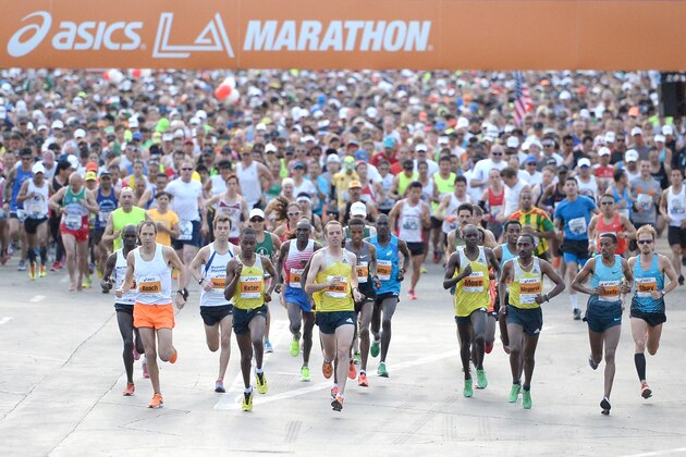 LOS ANGELES, CA - MARCH 09:  Start of the Los Angeles Marathon at Dodger Stadium on March 9, 2014 in Los Angeles, California.  (Photo by Harry How/Getty Images)