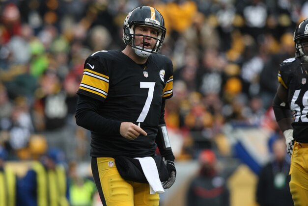 Dec 21, 2014; Pittsburgh, PA, USA; Pittsburgh Steelers quarterback Ben Roethlisberger (7) yells to a teammate against the Kansas City Chiefs during the first half at Heinz Field. Mandatory Credit: Jason Bridge-USA TODAY Sports