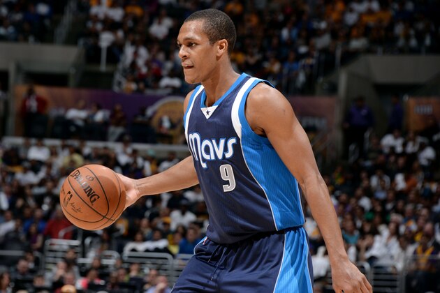 LOS ANGELES, CA - MARCH 8: Rajon Rondo #9 of the Dallas Mavericks handles the ball against the Los Angeles Lakers on March 8, 2015 in Los Angeles, California. NOTE TO USER: User expressly acknowledges and agrees that, by downloading and/or using this Photograph, user is consenting to the terms and conditions of the Getty Images License Agreement. Mandatory Copyright Notice: Copyright 2015 NBAE (Photo by Andrew D. Bernstein/NBAE via Getty Images)