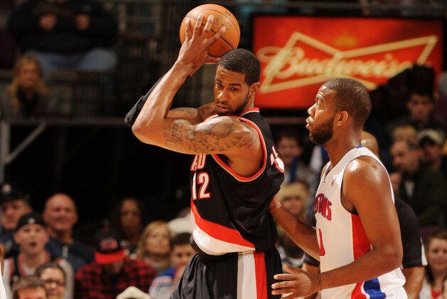 AUBURN HILLS, MI - JANUARY 21: LaMarcus Aldridge