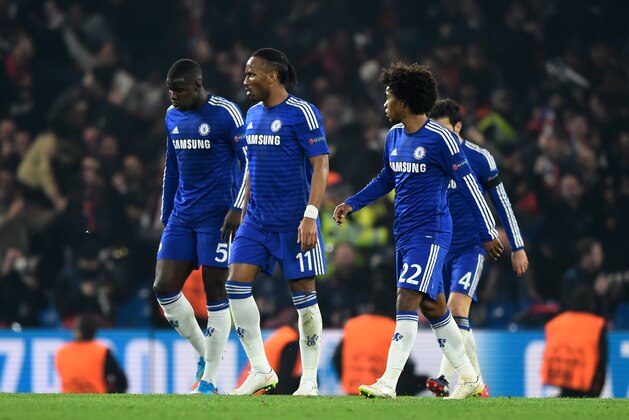 LONDON, ENGLAND - MARCH 11:  Dejected Chelsea players look on during the UEFA Champions League Round of 16, second leg match between Chelsea and Paris Saint-Germain at Stamford Bridge on March 11, 2015 in London, England.  (Photo by Mike Hewitt/Getty Images)
