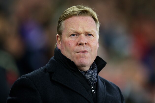 SOUTHAMPTON, ENGLAND - MARCH 03:  Ronald Koeman the manager of Southampton looks on during the Barclays Premier League match between Southampton and Crystal Palace at St Mary's Stadium on March 3, 2015 in Southampton, England.  (Photo by Paul Gilham/Getty Images)