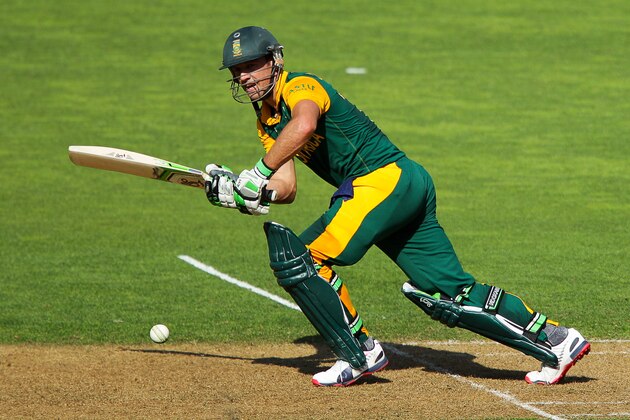 WELLINGTON, NEW ZEALAND - MARCH 12:  AB de Villiers of South Africa bats during the 2015 ICC Cricket World Cup match between South Africa and the United Arab Emirates at Wellington Regional Stadium on March 12, 2015 in Wellington, New Zealand.  (Photo by Hagen Hopkins/Getty Images)