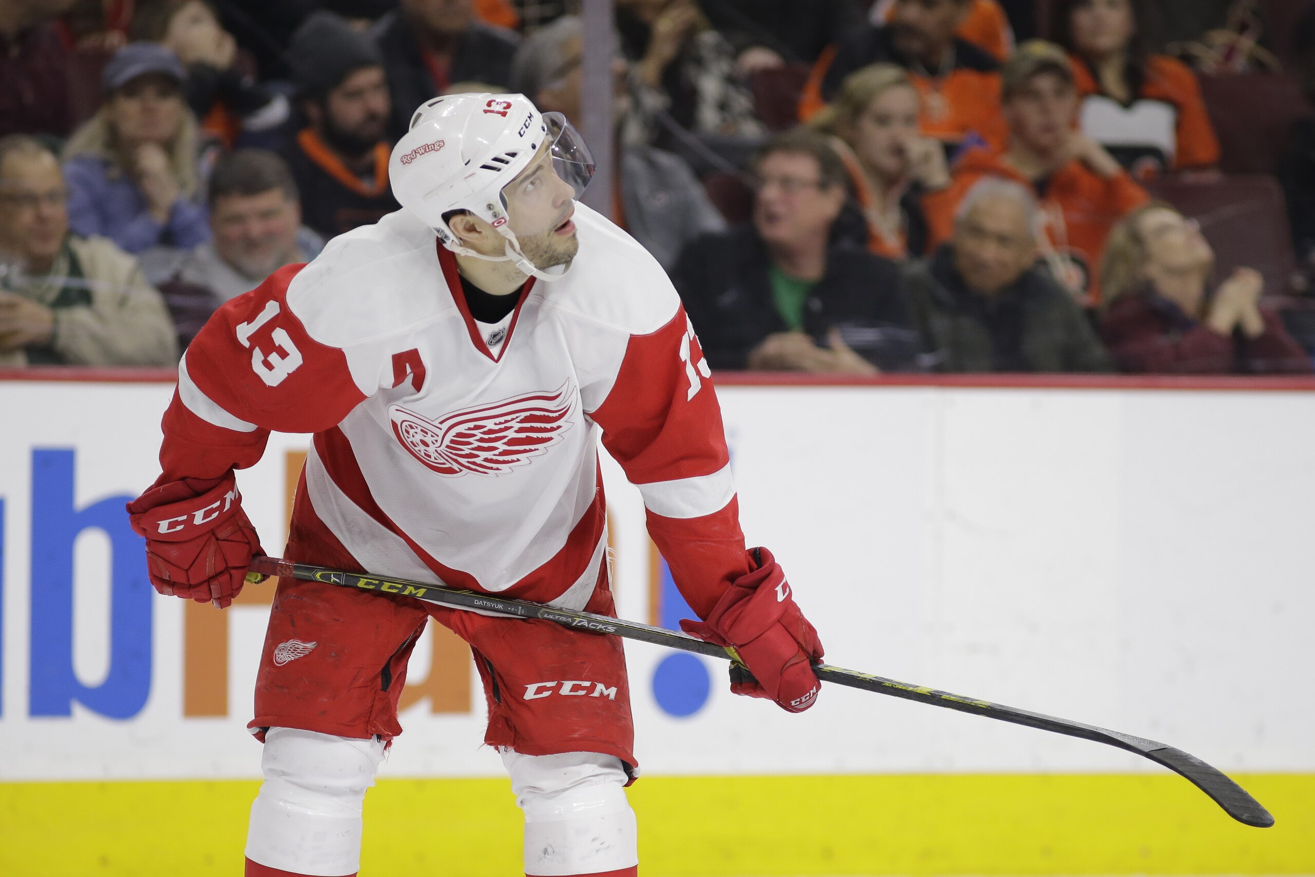 Detroit Red Wings' Pavel Datsyuk, of Russia, in action during an NHL hockey game against the Philadelphia Flyers, Saturday, March 14, 2015, in Philadelphia. (AP Photo/Matt Slocum)