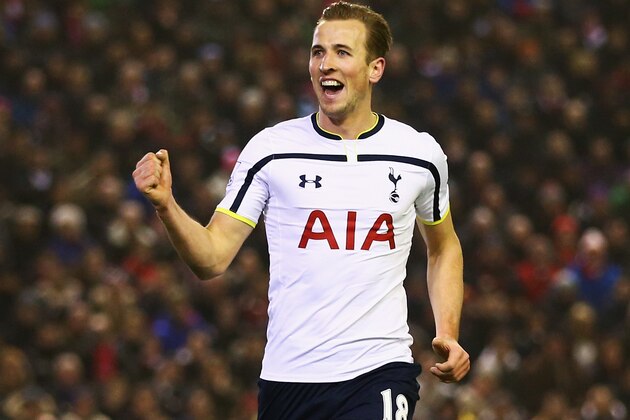 LIVERPOOL, ENGLAND - FEBRUARY 10:  Harry Kane of Tottenham Hotspur celebrates scoring his goal during the Barclays Premier League match between Liverpool and Tottenham Hotspur at Anfield on February 10, 2015 in Liverpool, England.  (Photo by Clive Brunskill/Getty Images)
