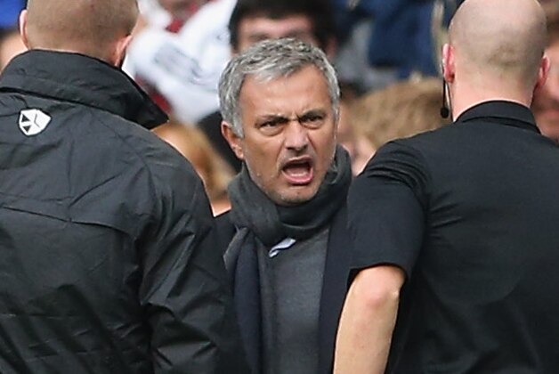 LONDON, ENGLAND - OCTOBER 19:  Chelsea manager Jose Mourinho is sent off by referee Anthony Taylor during the Barclays Premier League match between Chelsea and Cardiff City at Stamford Bridge on October 19, 2013 in London, England.  (Photo by Scott Heavey/Getty Images)