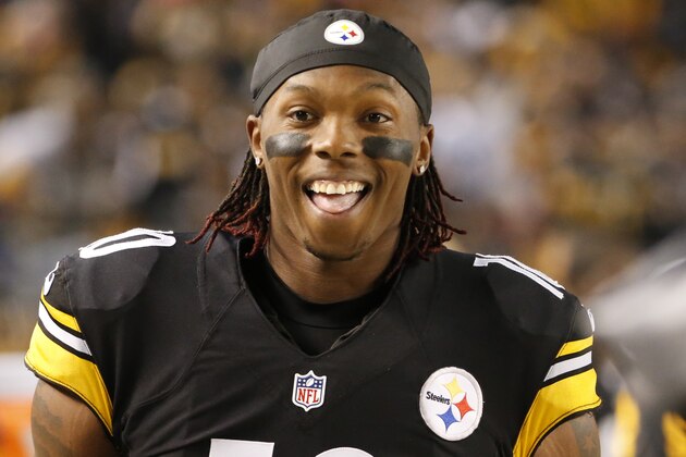 Pittsburgh Steelers wide receiver Martavis Bryant (10) walks on the sidelines during an NFL football game against the Houston Texans, Monday, Oct. 20, 2014 in Pittsburgh. (AP Photo/Gene J. Puskar)