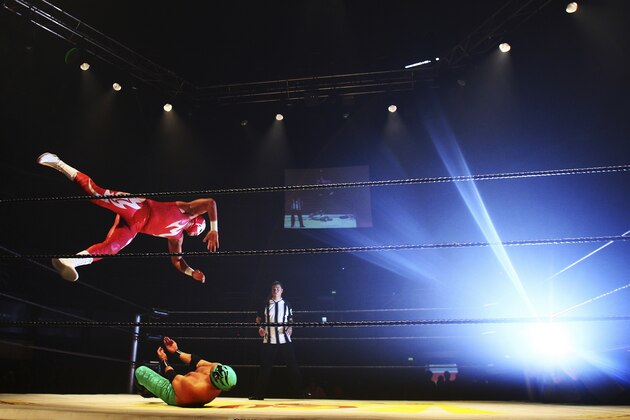 LONDON - JULY 5, 2008: Mexican Lucha Libre Wrestler Magno competes against Black Fish at the Roundhouse in Camden on July 5, 2008 in London, England. (Photo by Daniel Berehulak/Getty Images)