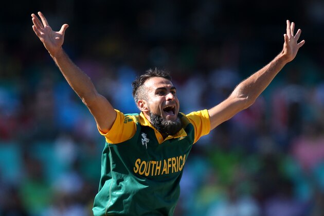 South African bowler Imran Tahir appeals to the umpire for a dismissal during their Cricket World Cup quarterfinal match against Sri Lanka in Sydney, Australia, Wednesday, March 18, 2015. (AP Photo/Rick Rycroft)