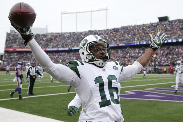 New York Jets wide receiver Percy Harvin (16) celebrates after catching a 35-yard touchdown pass during the first half of an NFL football game against the Minnesota Vikings, Sunday, Dec. 7, 2014, in Minneapolis. (AP Photo/Alex Brandon)