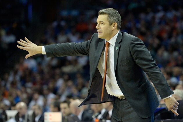 CHARLOTTE, NC - MARCH 22:  Head coach Tony Bennett of the Virginia Cavaliers yells to his team against the Michigan State Spartans during the third round of the 2015 NCAA Men's Basketball Tournament at Time Warner Cable Arena on March 22, 2015 in Charlotte, North Carolina.  (Photo by Grant Halverson/Getty Images)