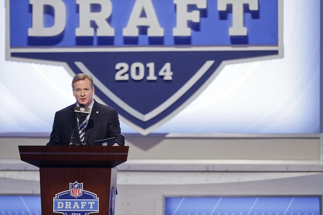 NFL commissioner Roger Goodell announces Notre Dame outside tackle Zack Martin as the Dallas Cowboys' first round pick and 16th overall during the 2014 NFL Draft, Thursday, May 8, 2014, in New York. (AP Photo/Frank Franklin II)