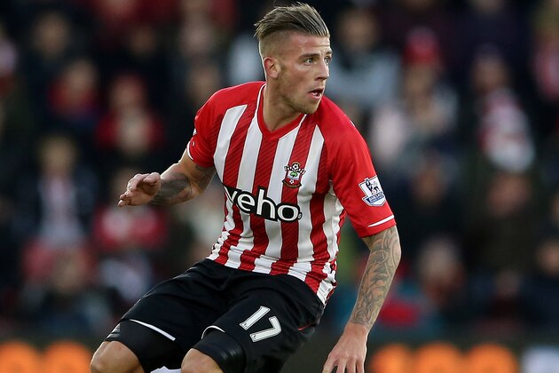 SOUTHAMPTON, ENGLAND - DECEMBER 28:  Toby Alderweireld of Southampton during the Premier League match between Southampton and Chelsea at St Mary's Stadium on December 28, 2014 in Southampton, England.  (Photo by Scott Heavey/Getty Images)