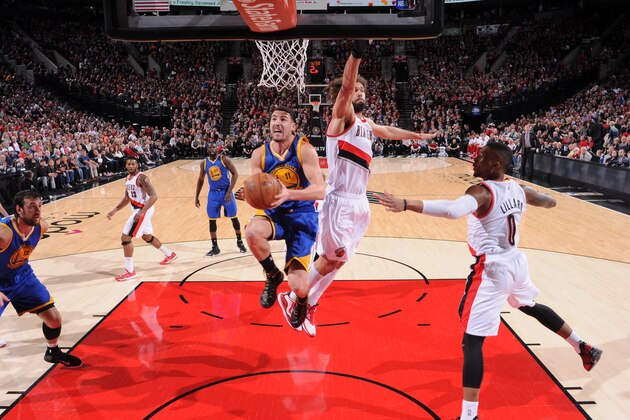 PORTLAND, OR - MARCH 24:  Klay Thompson #11 of the Golden State Warriors goes to the basket against the Portland Trail Blazers on March 24, 2015 at the Moda Center in Portland, Oregon. NOTE TO USER: User expressly acknowledges and agrees that, by downloading and or using this Photograph, user is consenting to the terms and conditions of the Getty Images License Agreement. Mandatory Copyright Notice: Copyright 2015 NBAE (Photo by Sam Forencich/NBAE via Getty Images)