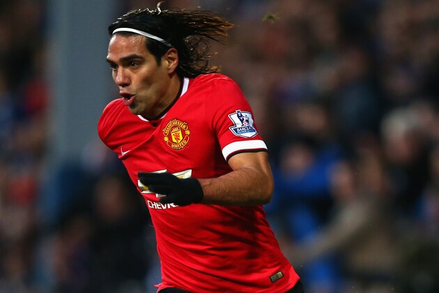 LONDON, ENGLAND - JANUARY 17:  Radamel Falcao of  Manchester United in action during the Barclays Premier League match between Queens Park Rangers and Manchester United at Loftus Road on January 17, 2015 in London, England.  (Photo by Mark Thompson/Getty Images)