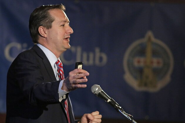 Chicago Cubs Chairman Tom Ricketts speaks to the City Club of Chicago, Wednesday, March 25, 2015, in Chicago. Ricketts addressed the group about the progress of rebuilding the Chicago Cub's and Wrigley Field. (AP Photo/M. Spencer Green) Chicago Cubs Chairman Tom Ricketts speaks to the City Club of Chicago, Wednesday, March 25, 2015, in Chicago. Ricketts addressed the group about the progress of rebuilding the Chicago Cub's and Wrigley Field. (AP Photo/M. Spencer Green)