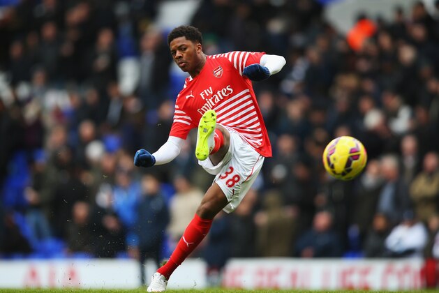 LONDON, ENGLAND - FEBRUARY 07: Chuba Akpom of Arsenal warms up prior to the Barclays Premier League match between Tottenham Hotspur and Arsenal at White Hart Lane on February 7, 2015 in London, England.  (Photo by Paul Gilham/Getty Images)
