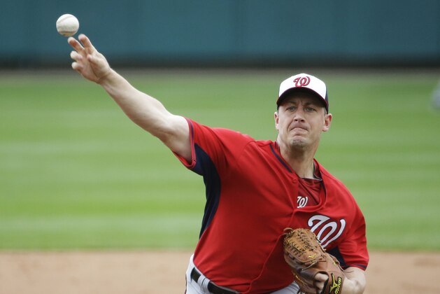 Washington Nationals starting pitcher Jordan Zimmermann throws in the second inning of an exhibition spring training baseball game against the Atlanta Braves, Friday, March 6, 2015, in Kissimmee, Fla. (AP Photo/David Goldman)