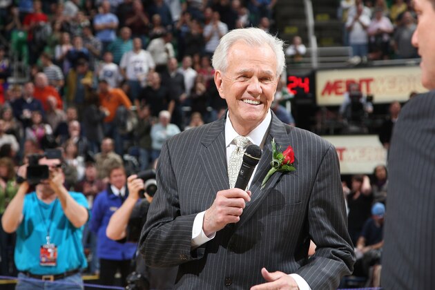 SALT LAKE CITY, UT - JANUARY 29: Hot Rod Hundley the Jazz team broadcaster address the crowd during his retirement ceremony at halftime of the game against the Sacramento Kings at EnergySolutions Arena on January 29, 2010 in Salt Lake City, Utah. NOTE TO USER: User expressly acknowledges and agrees that, by downloading and or using this Photograph, User is consenting to the terms and conditions of the Getty Images License Agreement. Mandatory Copyright Notice: Copyright 2010 NBAE (Photo by Melissa Majchrzak/NBAE/Getty Images)