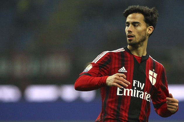 MILAN, ITALY - JANUARY 27:  Suso of AC Milan looks on during the TIM Cup match between AC Milan and SS Lazio at Stadio Giuseppe Meazza on January 27, 2015 in Milan, Italy.  (Photo by Marco Luzzani/Getty Images)