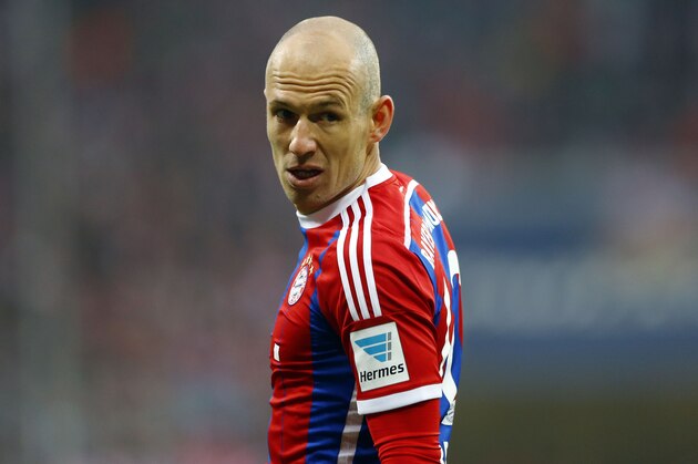 Bayern's Arjen Robben from the Netherlands watches the ball during the German first division Bundesliga soccer match between FC Bayern Munich and Borussia Moenchengladbach in the Allianz Arena in Munich, Germany, on Sunday, March 22, 2015. (AP Photo/Matthias Schrader)