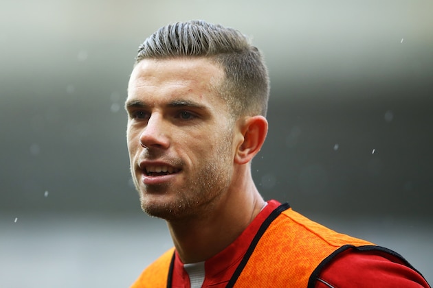 SOUTHAMPTON, ENGLAND - FEBRUARY 22: Jordan Henderson of Liverpool warms up prior to kickoff during the Barclays Premier League match between Southampton and Liverpool at St Mary's Stadium on February 22, 2015 in Southampton, England.  (Photo by Richard Heathcote/Getty Images)