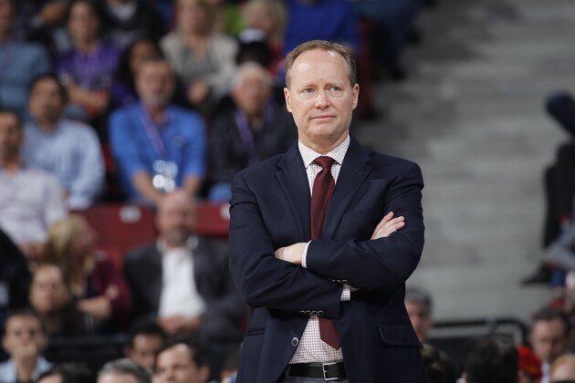 SACRAMENTO, CA - MARCH 16: Head coach Mike Budenholzer of the Atlanta Hawks coaches against the Sacramento Kings on March 16, 2015 at Sleep Train Arena in Sacramento, California. NOTE TO USER: User expressly acknowledges and agrees that, by downloading and or using this photograph, User is consenting to the terms and conditions of the Getty Images Agreement. Mandatory Copyright Notice: Copyright 2015 NBAE (Photo by Rocky Widner/NBAE via Getty Images)