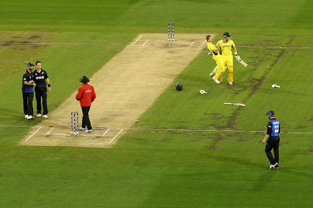MELBOURNE, AUSTRALIA - MARCH 29:  Steve Smith of Australia and team mate Shane Watson of Australia celebrate winning the 2015 ICC Cricket World Cup final match between Australia and New Zealand at Melbourne Cricket Ground on March 29, 2015 in Melbourne, Australia.  (Photo by Cameron Spencer/Getty Images)