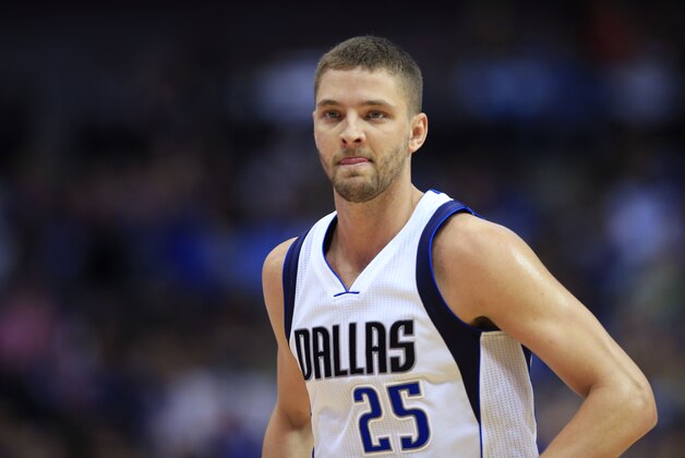 Mar 16, 2015; Dallas, TX, USA; Dallas Mavericks forward Chandler Parsons (25) during the game against the Oklahoma City Thunder at American Airlines Center. Mandatory Credit: Kevin Jairaj-USA TODAY Sports