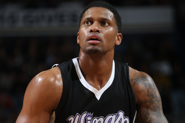 NEW ORLEANS, LA - MARCH 27:  Rudy Gay #8 of the Sacramento Kings prepares to shoot a free throw against the New Orleans Pelicans on March 27, 2015 at the Smoothie King Center in New Orleans, Louisiana. NOTE TO USER: User expressly acknowledges and agrees that, by downloading and or using this Photograph, user is consenting to the terms and conditions of the Getty Images License Agreement. Mandatory Copyright Notice: Copyright 2015 NBAE (Photo by Layne Murdoch Jr./NBAE via Getty Images)