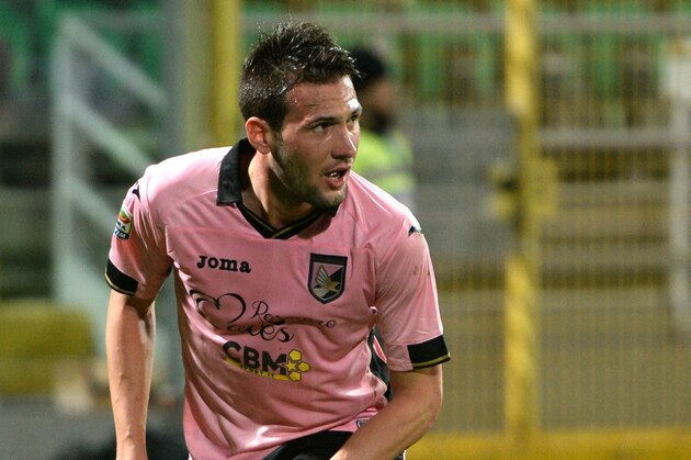 Palermo's Franco Vazquez celebrates after scoring during the Serie A soccer match between Palermo and Napoli, in Palermo, Italy, Saturday, Feb. 14, 2015. (AP Photo/Alessandro Fucarini)