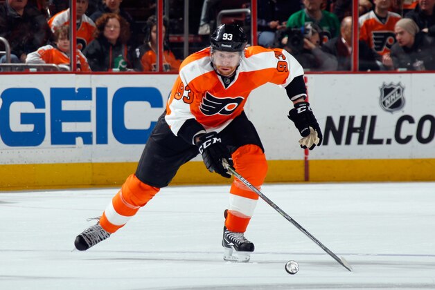 PHILADELPHIA, PA - MARCH 25: Jakub Voracek #93 of the Philadelphia Flyers skates against the Chicago Blackhawks at the Wells Fargo Center on March 25, 2015 in Philadelphia, Pennsylvania. The Flyers defeated the Blackhawks 4-1.  (Photo by Bruce Bennett/Getty Images)