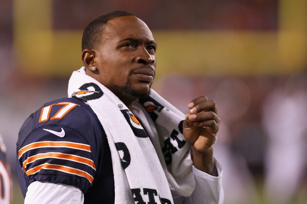 CHICAGO, IL - AUGUST 08:  Alshon Jeffery #17 of the Chicago Bears stands on the sidelines during a preseason game against the Philadelphia Eagles at Soldier Field on August 8, 2014 in Chicago, Illinois. The Bears defeated the Eagles 34-28.  (Photo by Jonathan Daniel/Getty Images)