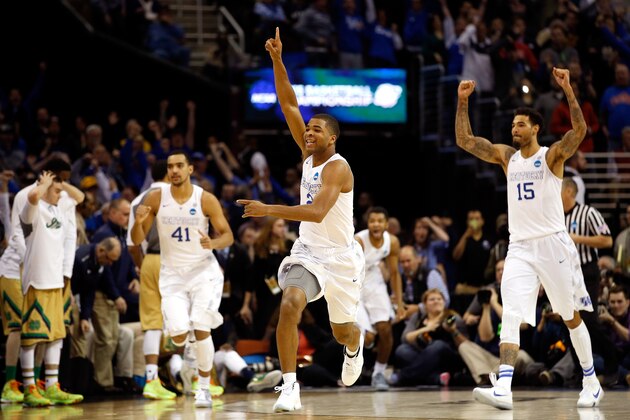 CLEVELAND, OH - MARCH 28: Aaron Harrison #2 of the Kentucky Wildcats celebrates after defeating the Notre Dame Fighting Irish during the Midwest Regional Final of the 2015 NCAA Men's Basketball tournament at Quicken Loans Arena on March 28, 2015 in Cleveland, Ohio.  (Photo by Gregory Shamus/Getty Images)