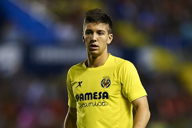 VALENCIA, SPAIN - AUGUST 24: Luciano Dario Vietto of Villarreal CF looks on during the la Liga match between Levante UD and Villarreal CF at Ciutat de Valencia on August 24, 2014 in Valencia, Spain.  (Photo by Manuel Queimadelos Alonso/Getty Images)