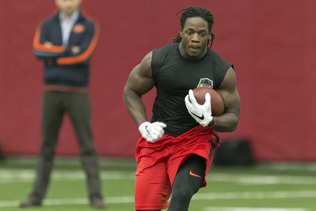 Former Wisconsin running back Melvin Gordon performs drills during Pro Day at the NCAA football team's indoor training facility Wednesday, March 11, 2015, in Madison, Wis. The event showcases players for the upcoming NFL football draft. (AP Photo/Andy Manis)