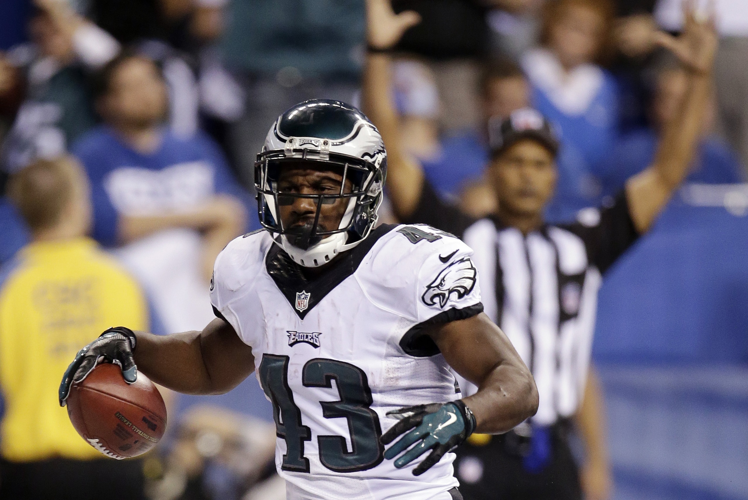 Philadelphia Eagles' Darren Sproles (43) reacts after scoring on a 19-yard touchdown run during the second half of an NFL football game against the Indianapolis Colts Monday, Sept. 15, 2014, in Indianapolis. (AP Photo/AJ Mast) Philadelphia Eagles' Darren Sproles (43) reacts after scoring on a 19-yard touchdown run during the second half of an NFL football game against the Indianapolis Colts Monday, Sept. 15, 2014, in Indianapolis. (AP Photo/AJ Mast)