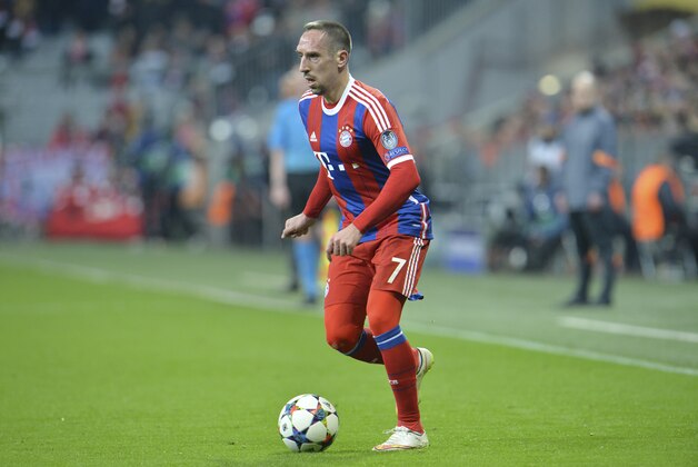 Bayern's Franck Ribery controls a ball during the Champions League round of 16 second leg soccer match between Bayern Munich and Shakhtar Donetsk Wednesday, March 11, 2015 in Munich, southern Germany. (AP Photo/Kerstin Joensson)