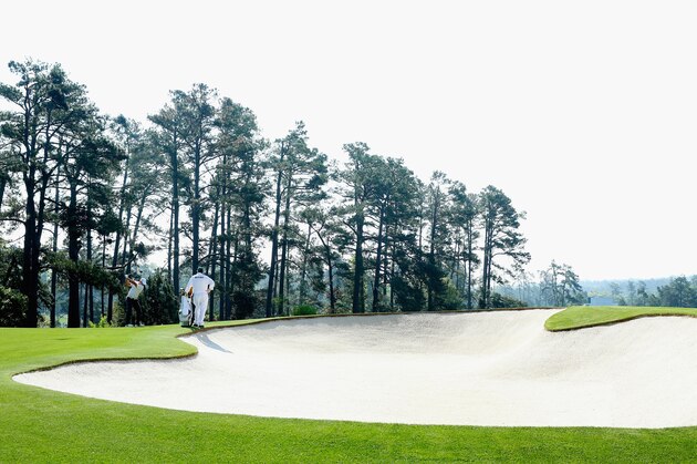 AUGUSTA, GA - APRIL 08:  Rory McIlroy of Northern Ireland hits a tee shot during a practice round prior to the start of the 2015 Masters Tournament at Augusta National Golf Club on April 8, 2015 in Augusta, Georgia.  (Photo by Andrew Redington/Getty Images)