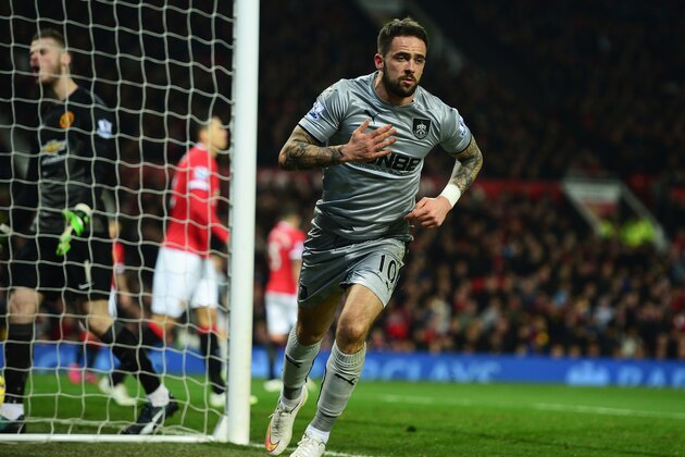 MANCHESTER, ENGLAND - FEBRUARY 11:  Danny Ings of Burnley celebrates his goal during the Barclays Premier League match between Manchester United and Burnley at Old Trafford on February 11, 2015 in Manchester, England.  (Photo by Jamie McDonald/Getty Images)