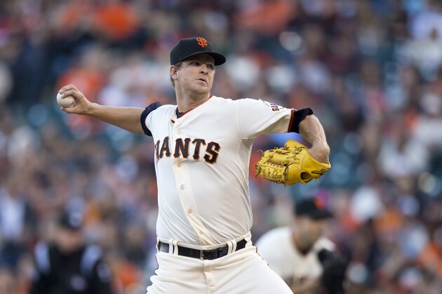 SAN FRANCISCO, CA - JUNE 28:  Matt Cain #18 of the San Francisco Giants pitches against the Cincinnati Reds during the first inning at AT&T Park on June 28, 2014 in San Francisco, California.  (Photo by Jason O. Watson/Getty Images)