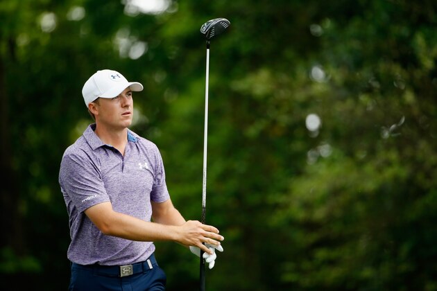 AUGUSTA, GA - APRIL 10:  Jordan Spieth of the United States watches his tee shot on the second hole during the second round of the 2015 Masters Tournament at Augusta National Golf Club on April 10, 2015 in Augusta, Georgia.  (Photo by Ezra Shaw/Getty Images)