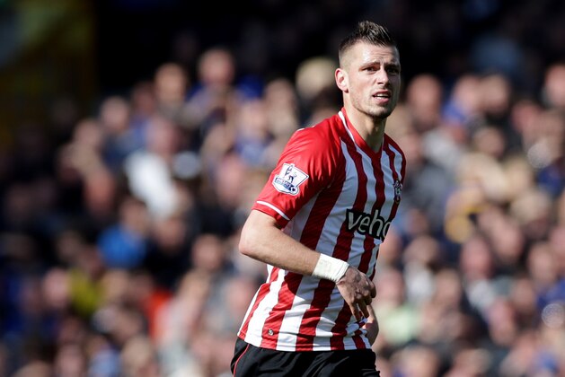 LIVERPOOL, ENGLAND - APRIL 4:  Morgan Schneiderlin of Southampton during the Barclays Premier League match between Everton and Southampton at Goodison Park on April 4, 2015 in Liverpool, England. (Photo by Clint Hughes/Getty Images)