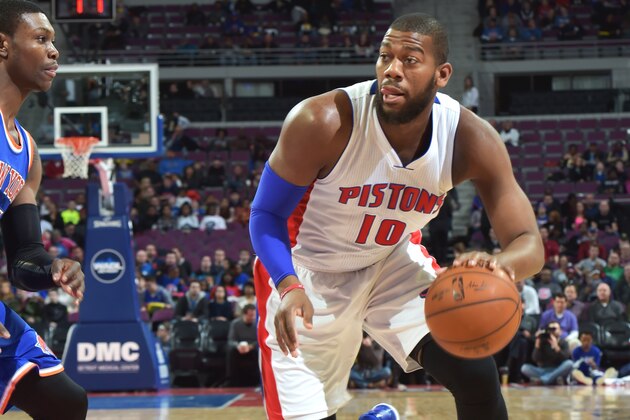 AUBURN HILLS, MI - FEBRUARY 27: Greg Monroe #10 of the Detroit Pistons handles the ball against the New York Knicks on February 27, 2015 at The Palace of Auburn Hills in Auburn Hills, Michigan. NOTE TO USER: User expressly acknowledges and agrees that, by downloading and/or using this photograph, User is consenting to the terms and conditions of the Getty Images License Agreement.  Mandatory Copyright Notice: Copyright 2015 NBAE (Photo by Allen Einstein/NBAE via Getty Images)