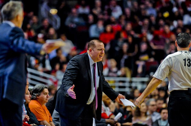 Chicago Bulls head coach Tom Thibodeau argues a call in the second half against the Philadelphia 76ers during an NBA basketball game Saturday, April 11, 2015, in Chicago. (AP Photo/Matt Marton)