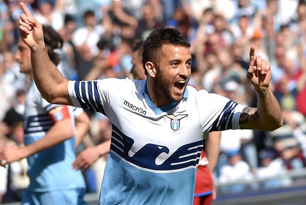 Lazio's Felipe Anderson celebrates after scoring during a Serie A soccer match between Lazio and Empoli at Rome's Olympic stadium, Sunday, April 12, 2015. (AP Photo/Ettore Ferrari, Ansa)