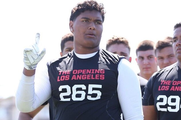 California 4-star OT Frank Martin trimmed his list of schools to 10 Wednesday morning.
