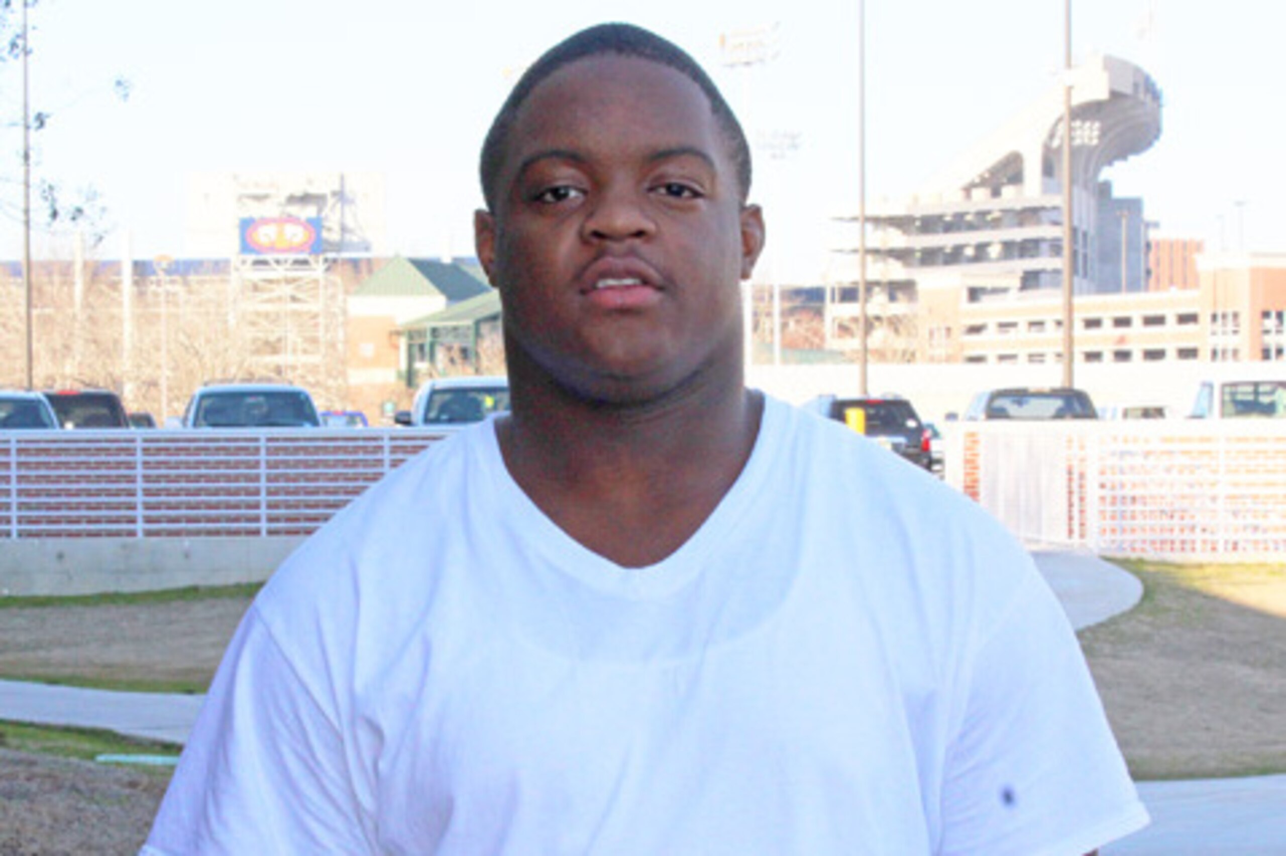 2016 4* DT Tyler Clark recently announced a top three of Auburn, Clemson and Georgia.