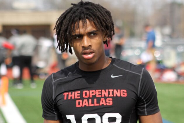 WR Tyrie Cleveland has decommitted from Texas A&M to explore other options.